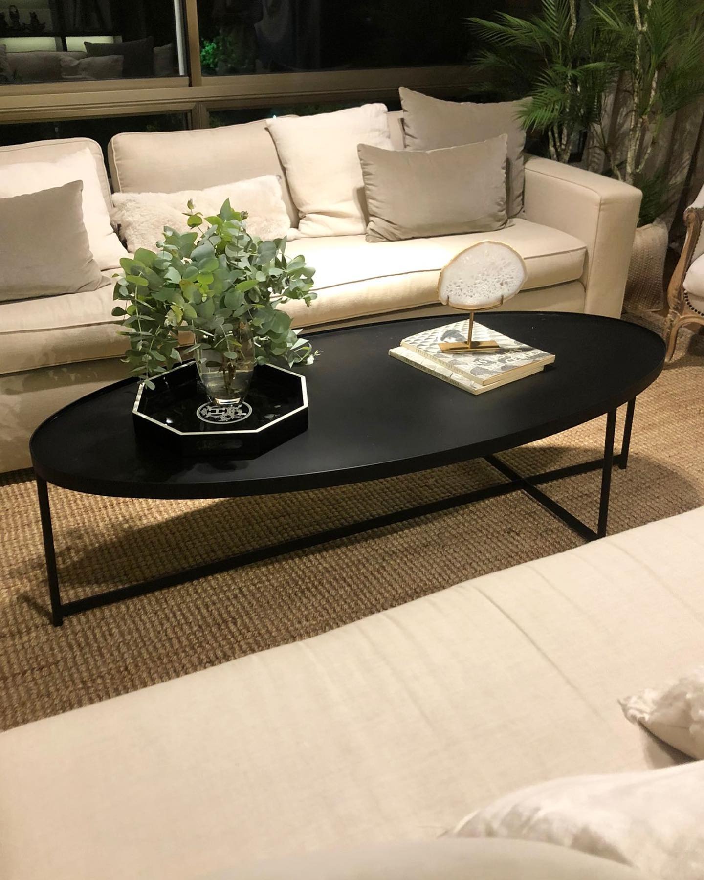 LA HERRERIA DE EDUARDO HERRERIA DE EDUARDO Mesa ovalada, variedad de diseños y tamaños