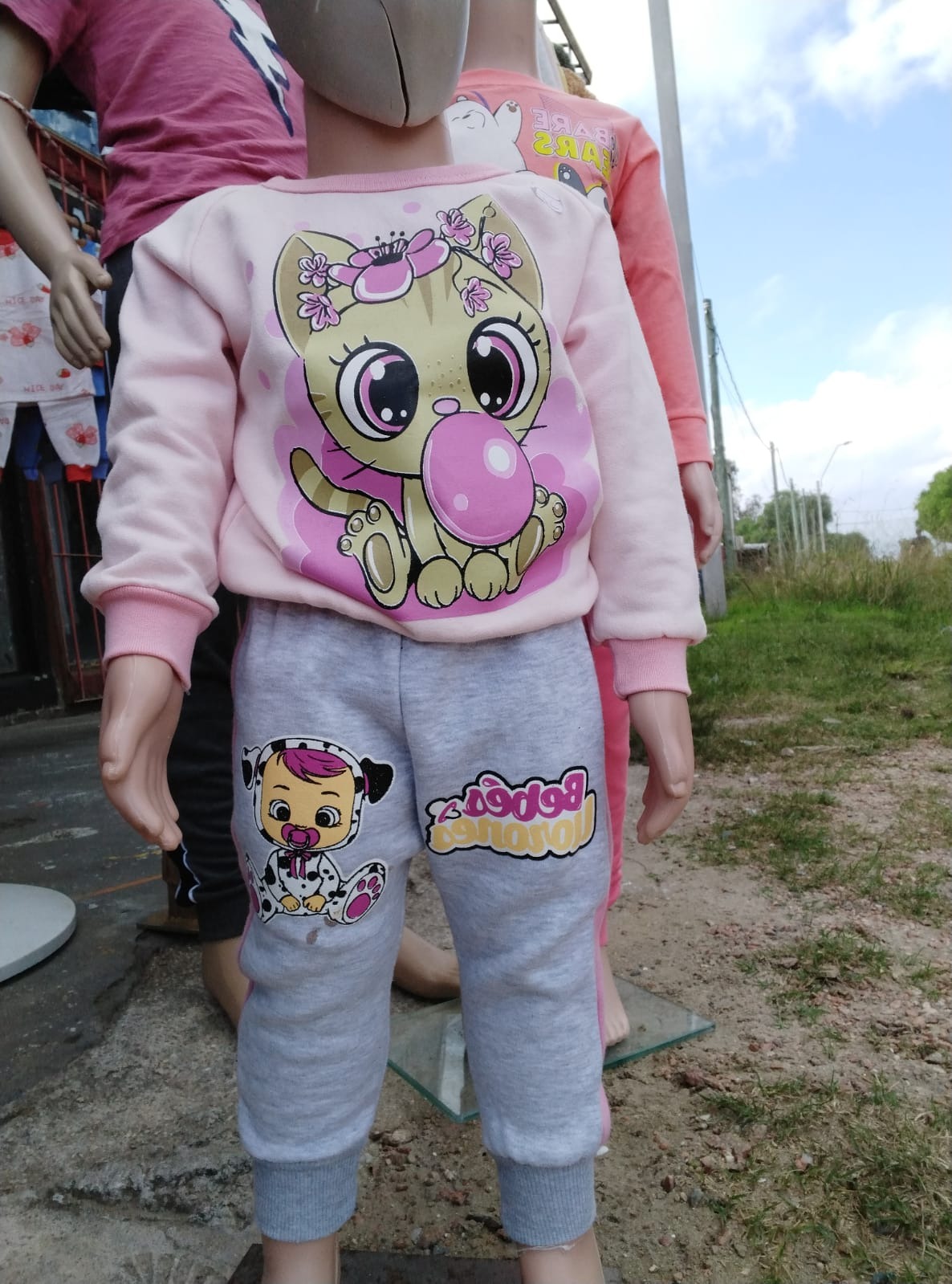 TIENDA ROPA CHETO MAL  