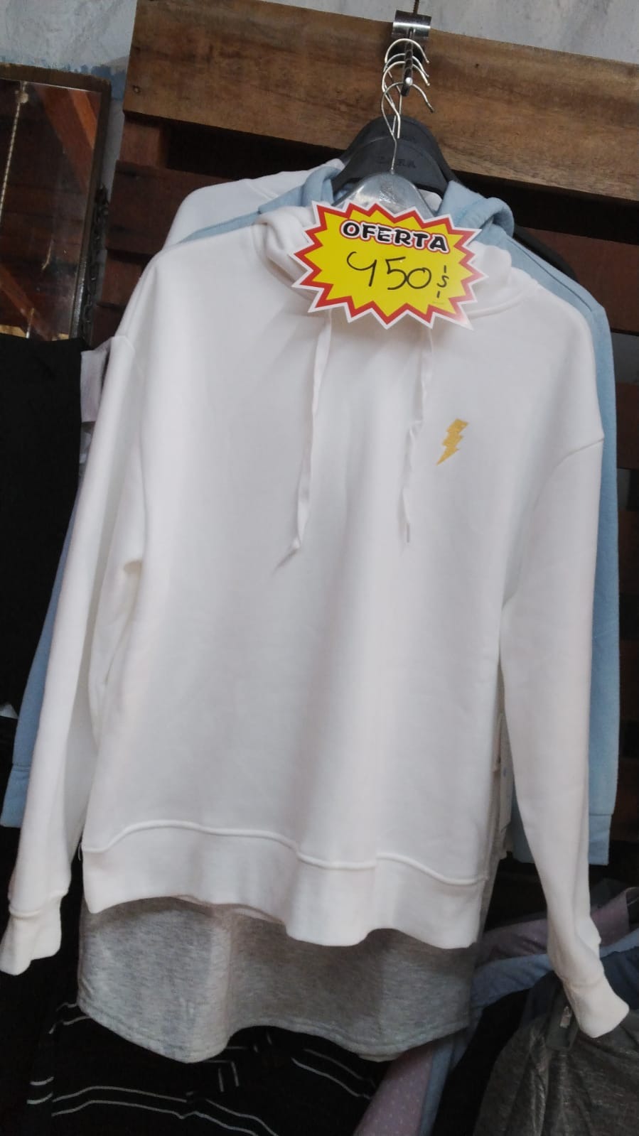 TIENDA ROPA CHETO MAL  