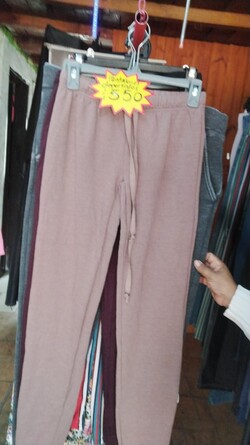 TIENDA ROPA CHETO MAL 