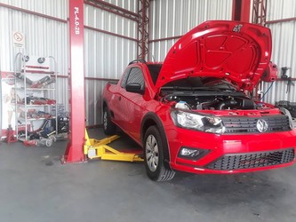 LUXURY CAR RACING ENGINES 