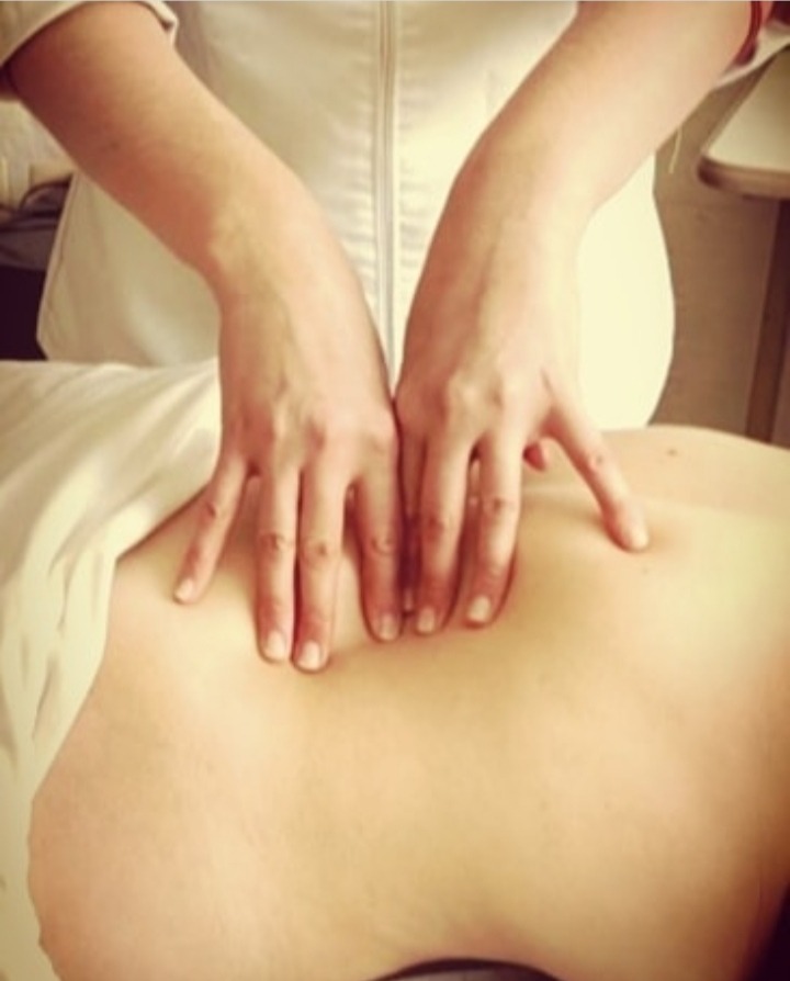 MASSAGE NR Masajes Descontracturantes 