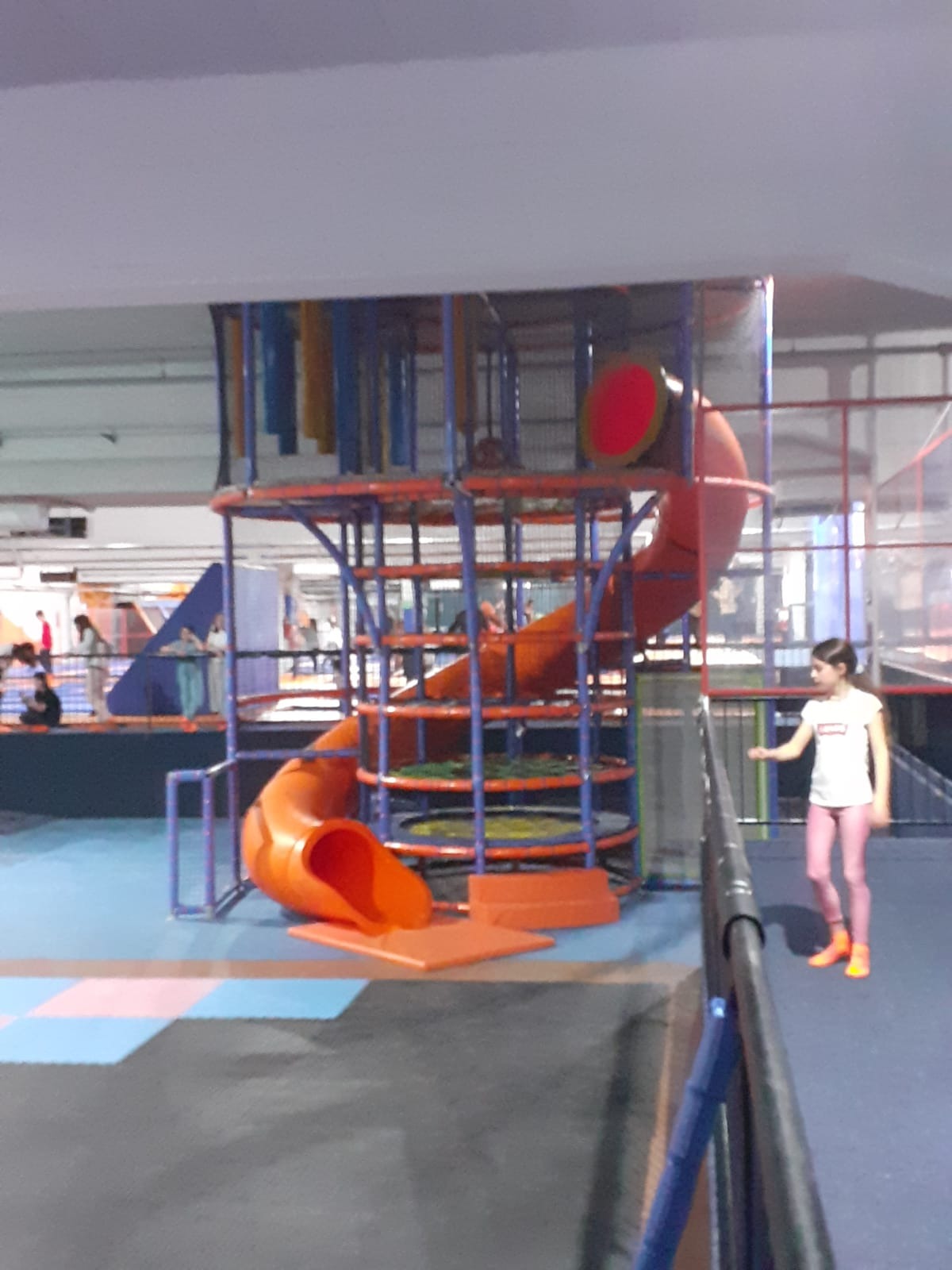 SUMMIT TRAMPOLINE PARK MONTEVIDEO  