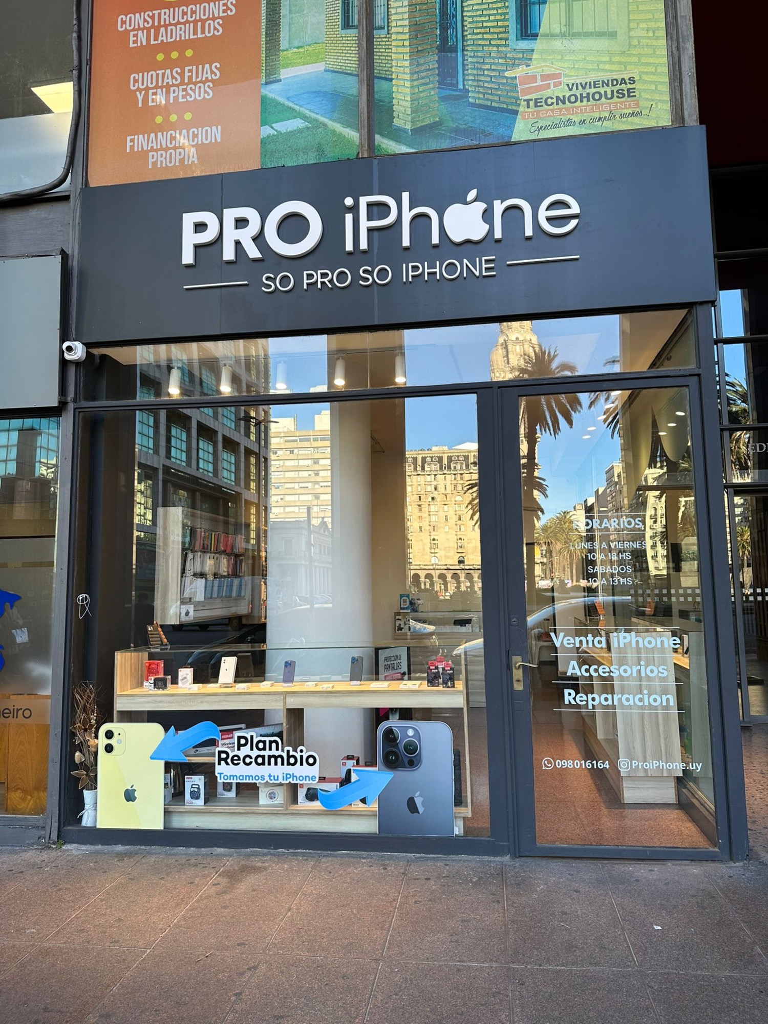 ProiPhone  