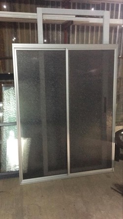 J. L. ALUMINIOS Y VIDRIOS 