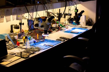 DIAGNOSTICOS & SOLUCIONES Reparación de IPhone y Multimarcas - Venta de celulares y accesorios - Presupuestos sin cargo