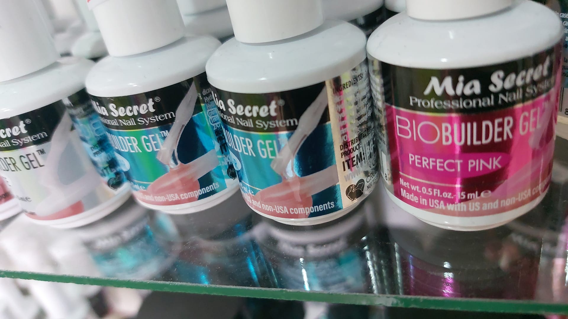 KOQUETTA INSUMOS DE UÑA  