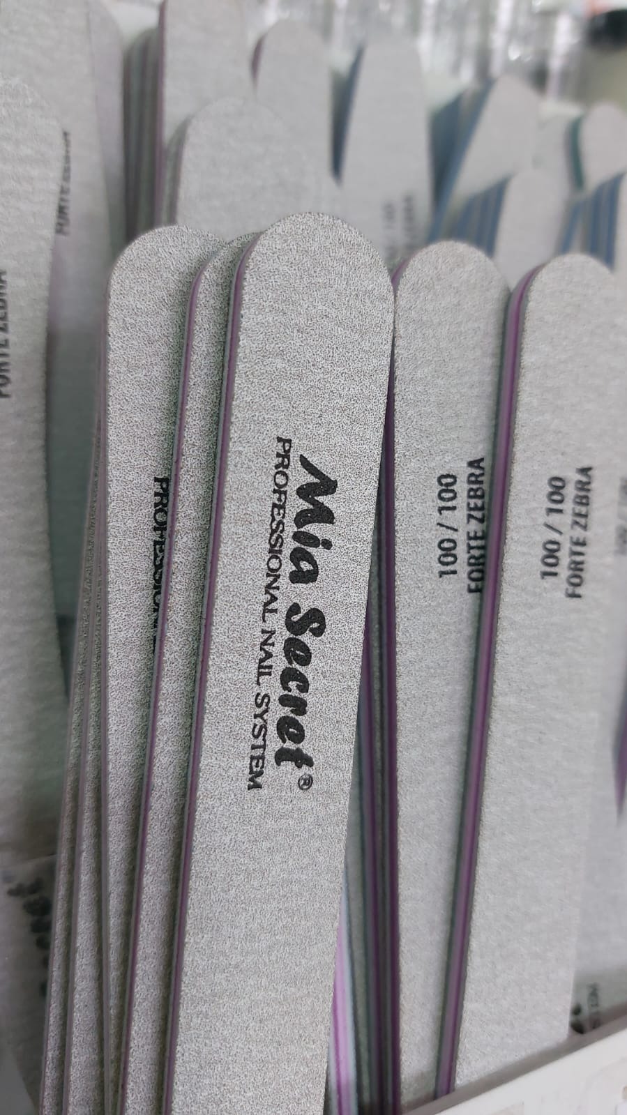 KOQUETTA INSUMOS DE UÑA  