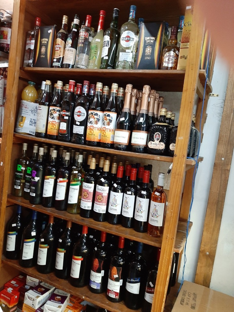 AUTOSERVICIO JULIO Y MABEL  