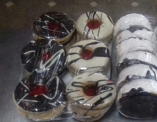 AUTOSERVICIO JULIO Y MABEL 