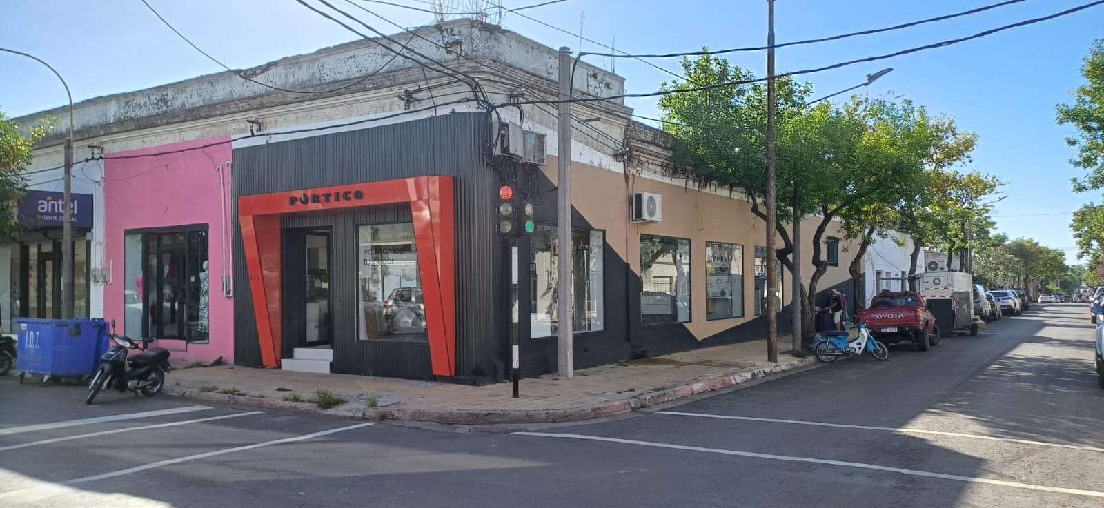 PORTICO PORTICO Equipamos tu hogar, baño y cocina.
Contamos con gr