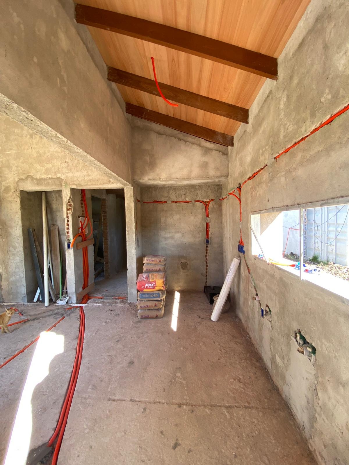 Davant construcciones  