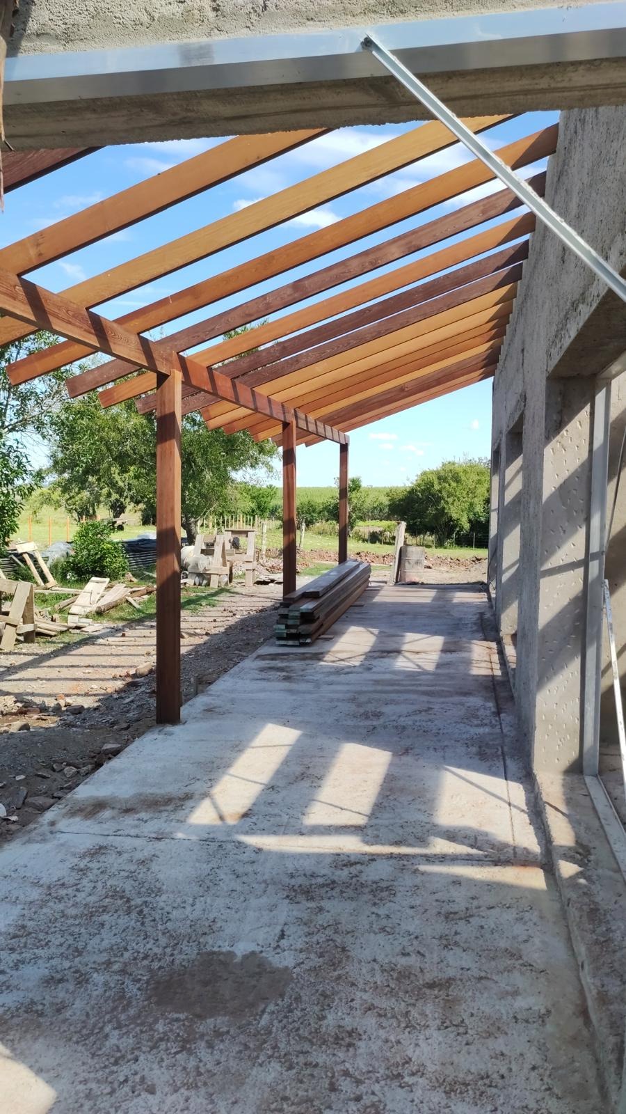 Davant construcciones  