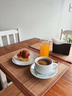 Café Holístico Mis Girasoles CAFE HOLISTICO MIS GIRASOLES