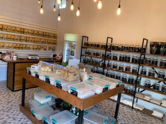 ALMACEN NATURAL PINDO Variedad de productos naturales 