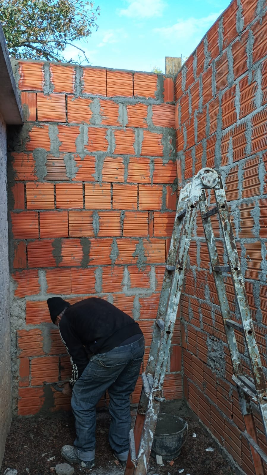 LS PINTURAS Y REFORMAS  