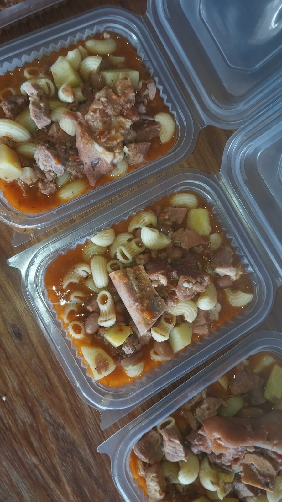 CARRITO SABOR AL PASO Cazuela de portos. 