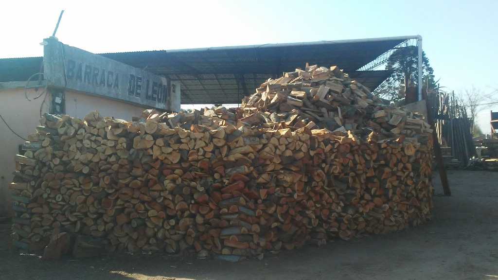 LEÑERÍA Y BARRACA DE LEÓN  