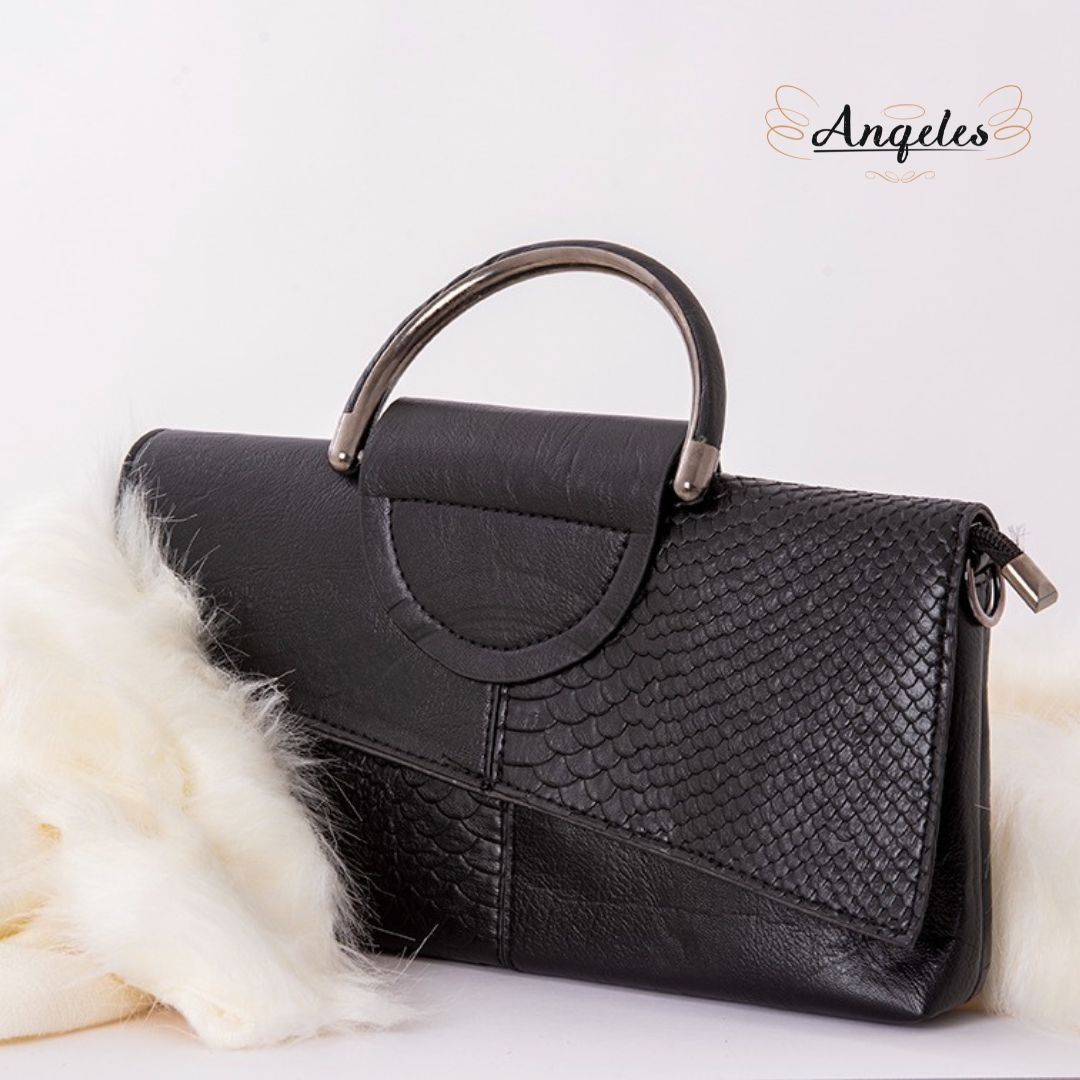 ANGELES Nuevas carteras Perfectas para complementar cualquier outfit.