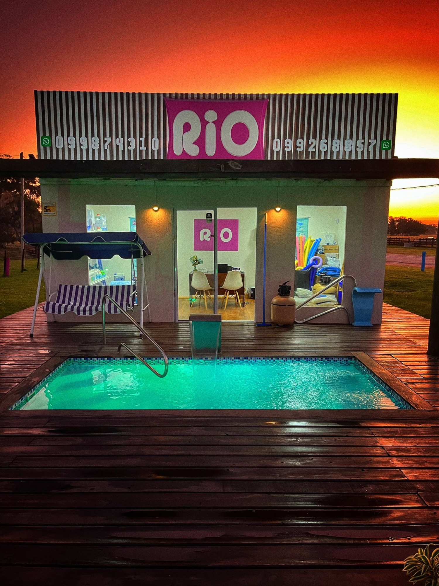 RIO PISCINAS LA CORONILLA  