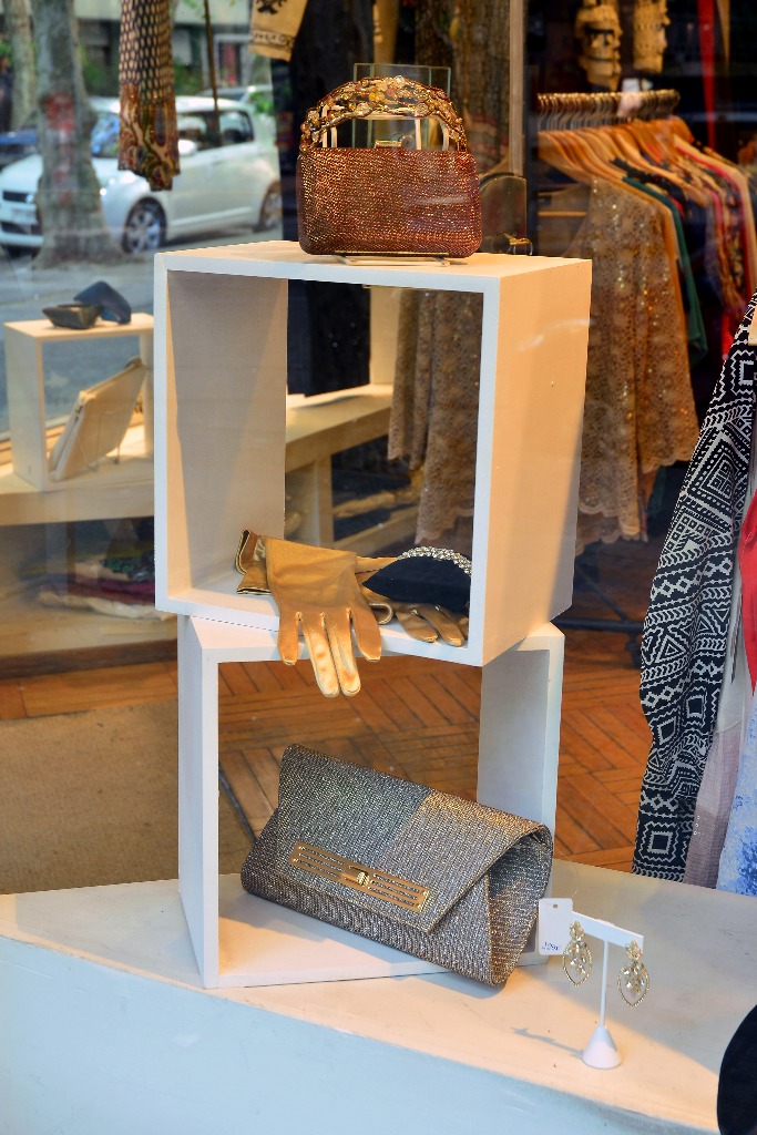 Guillermina Gallinal Carteras y guantes elegantes Carteras y guantes de mujeres