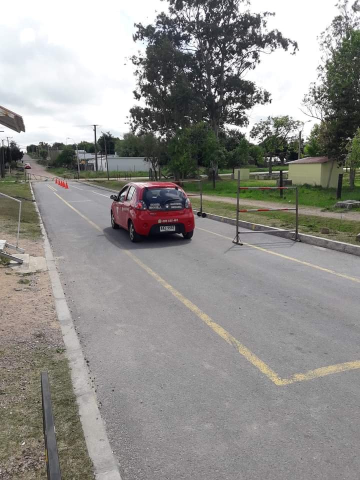 INSTRUCTOR DE MANEJO NICOLAS PONS  