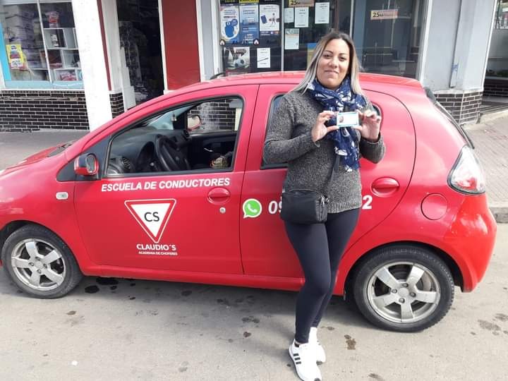 INSTRUCTOR DE MANEJO NICOLAS PONS  