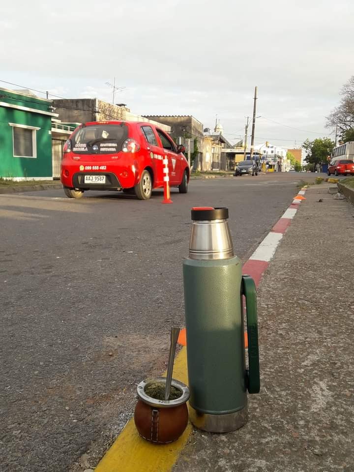 INSTRUCTOR DE MANEJO NICOLAS PONS  