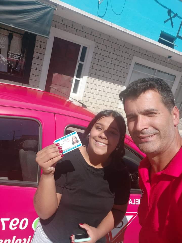 INSTRUCTOR DE MANEJO NICOLAS PONS  