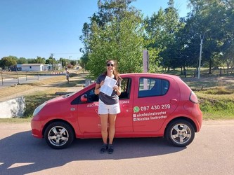 INSTRUCTOR DE MANEJO NICOLAS PONS 