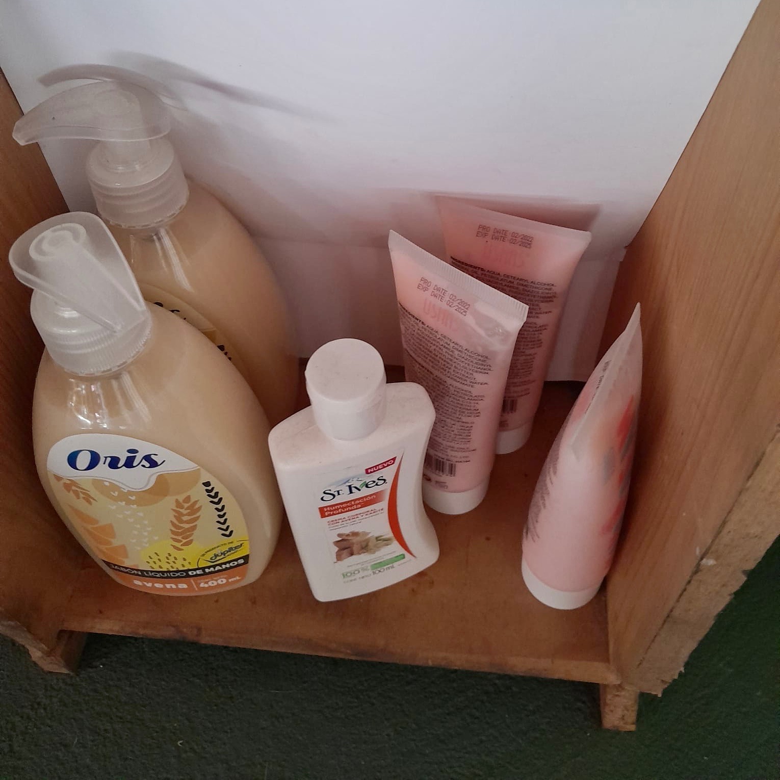 AURICULOTERAPIA HAKELN  