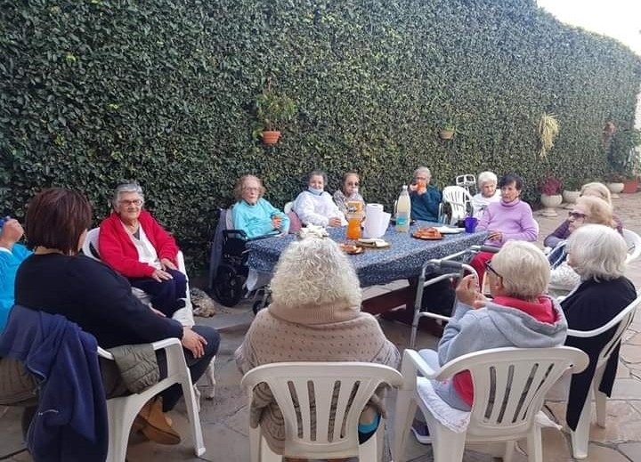 MI NUEVA FAMILIA Residencial Mi nueva familia  Pasando una linda tarde!!!!