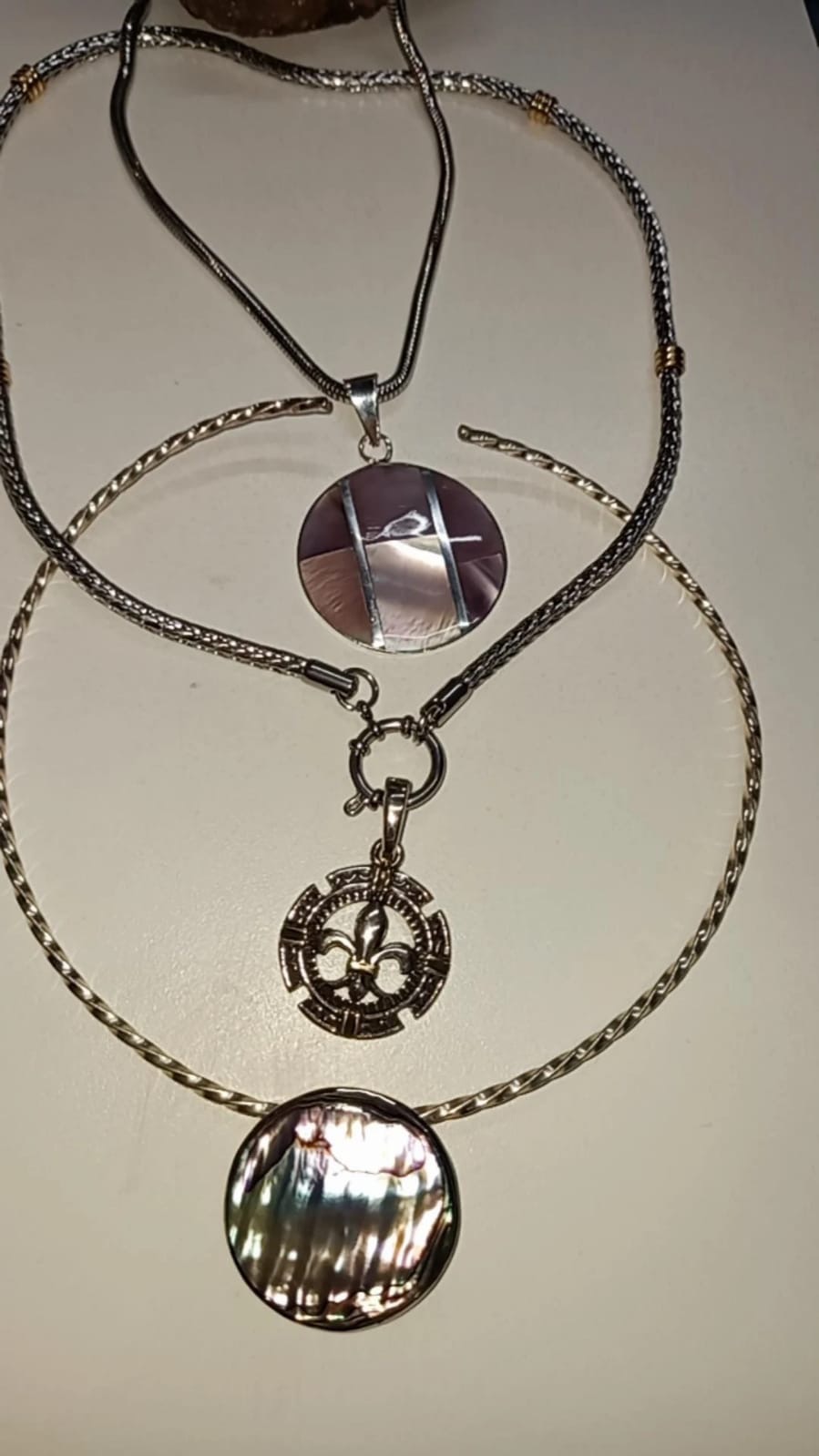 LAS PINDÓ BELLEZA Y OBSEQUIO  