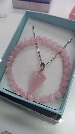 LAS PINDÓ BELLEZA Y OBSEQUIO 