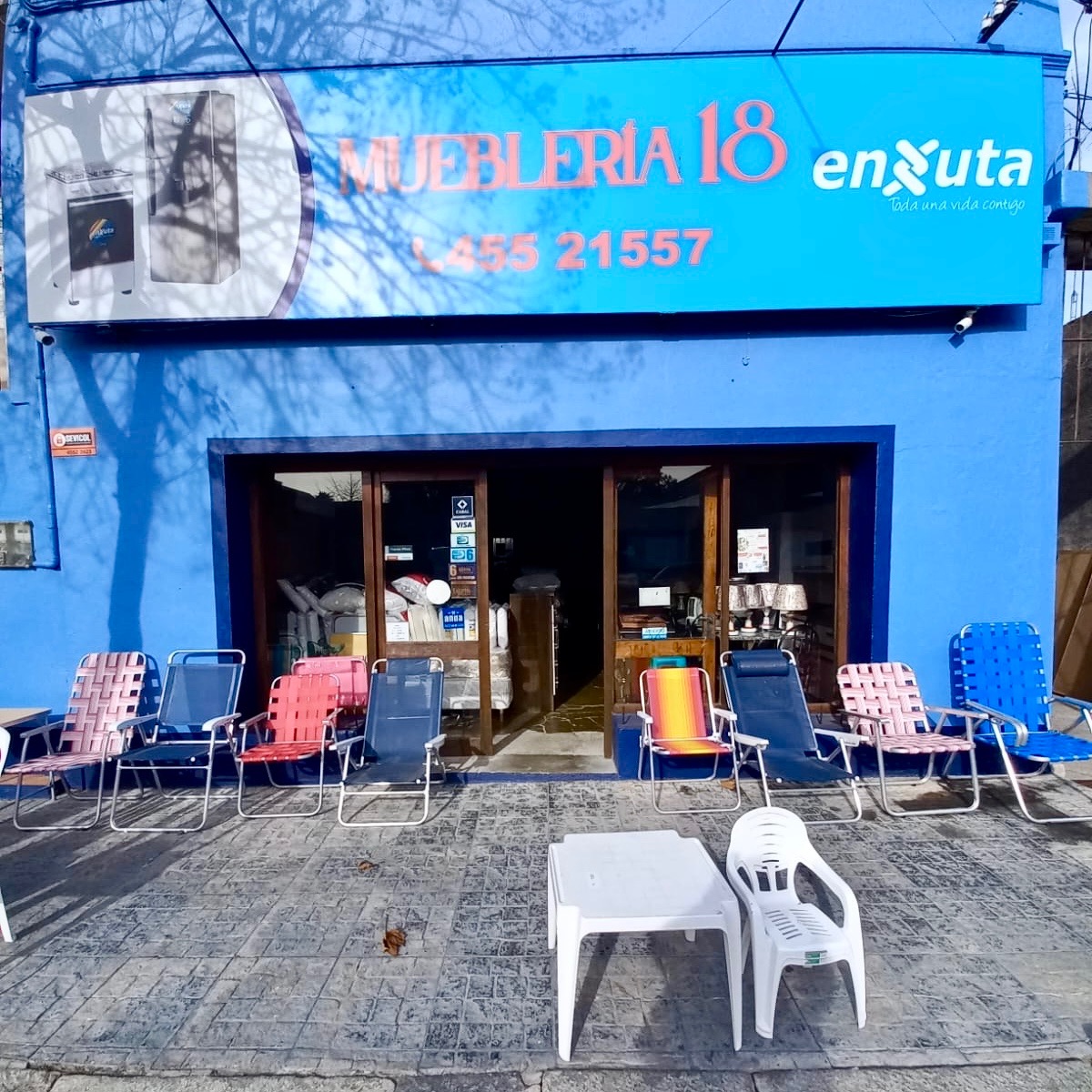 MUEBLERIA 18  