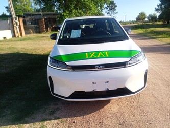 TAXI GEANT PARQUE ROOSEVELT ELÉCTICO 