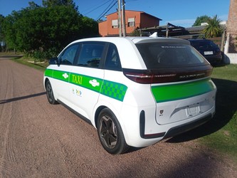 TAXI GEANT PARQUE ROOSEVELT ELÉCTICO 