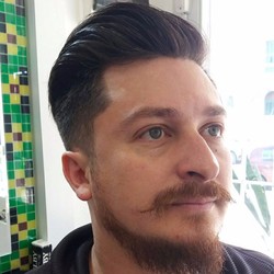 STYLO'S BARBERÍA Y PELUQUERÍA 