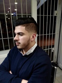 STYLO'S BARBERÍA Y PELUQUERÍA 