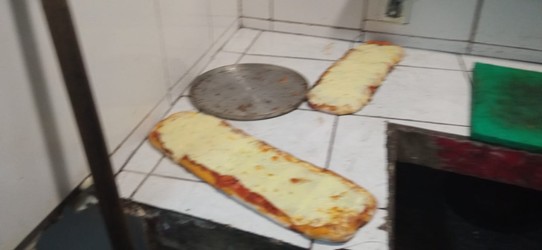 PIZZERÍA EL MAGO Y ROTISERIA PIZZA, FAINA Y MUZZARELA EN BARROS BLANCOS
