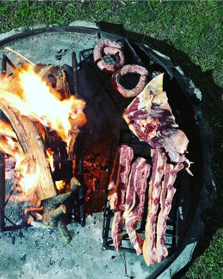 CARNICERÍA VACA NEGRA  