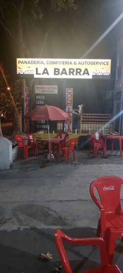 PANADERÍA Y CONFITERÍA LA BARRA 