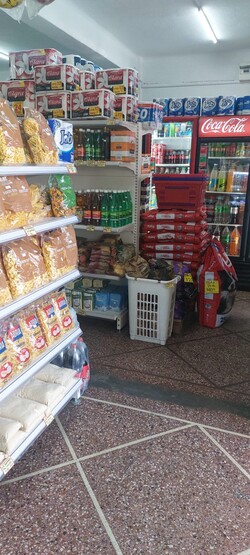 PANADERÍA Y CONFITERÍA LA BARRA 