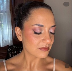 Fenix Estilista y Makeup 