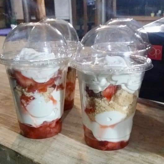 PATIO DE COMIDAS TANIA  