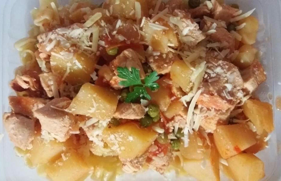 PATIO DE COMIDAS TANIA  