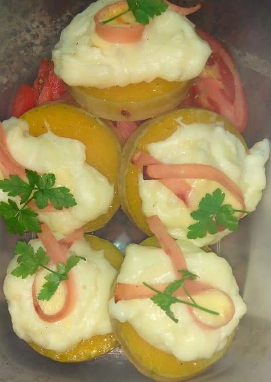 PATIO DE COMIDAS TANIA  