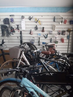 TALLER DE BICICLETAS L y V 