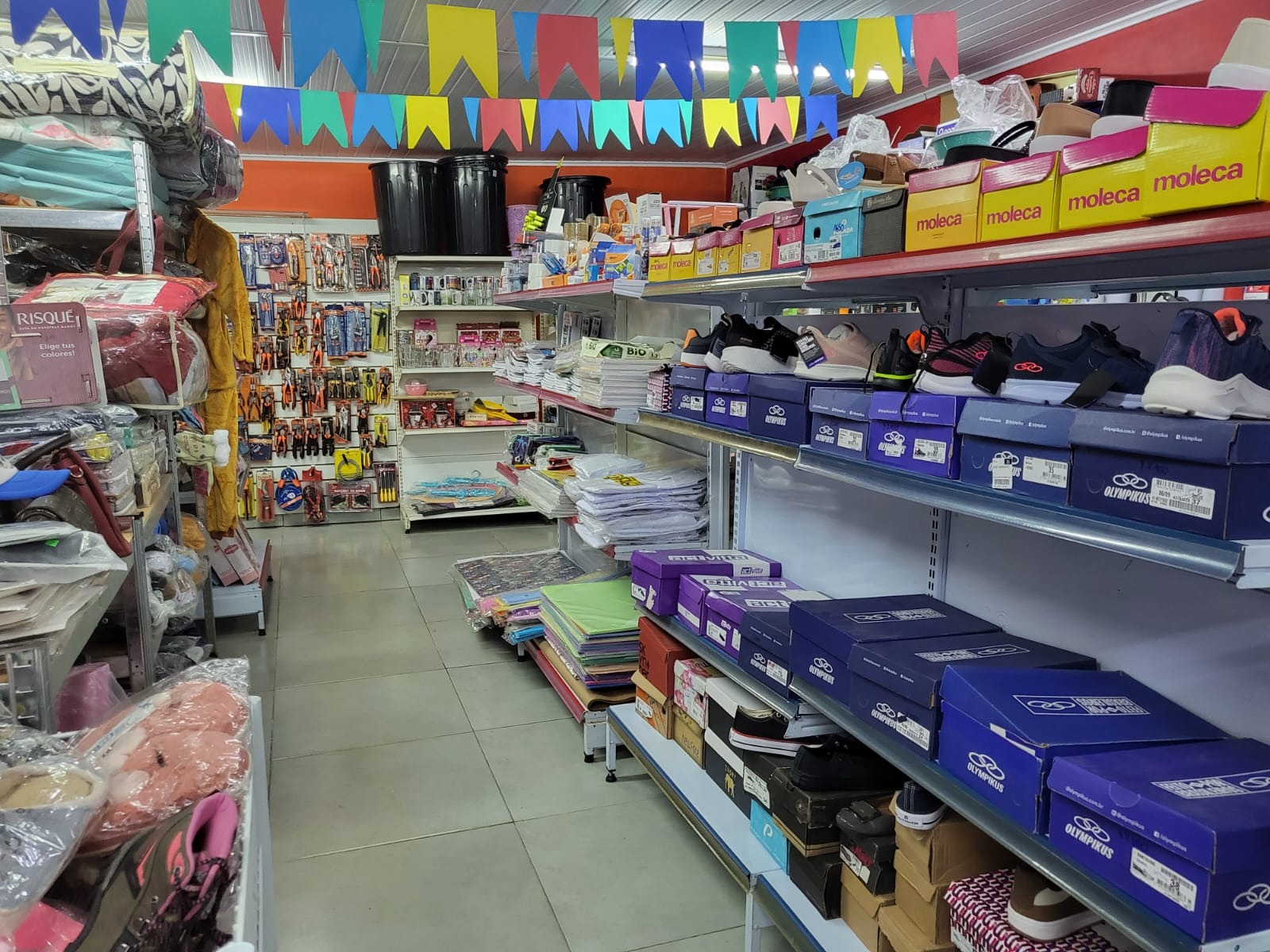 Centro Comercial Andy  