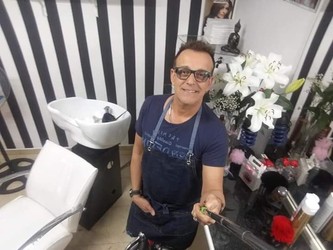 PELUQUERÍA MARIO COIFFEUR 